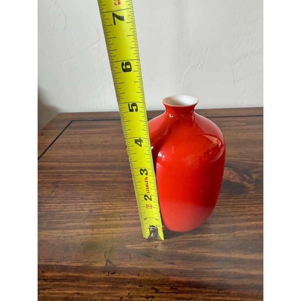 Vintage Orange Porcelain Bud Vase Middle Kingdom MK Bo Ja Signed - Picture 6 of 7